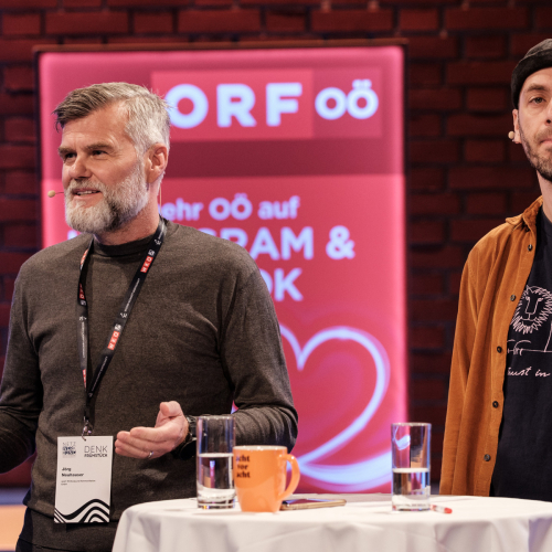 Jörg Neuhauser moderiert Eröffnung des Denkfrühstücks