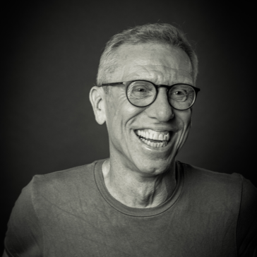 Porträt von Peter Stöger in schwarzweiß